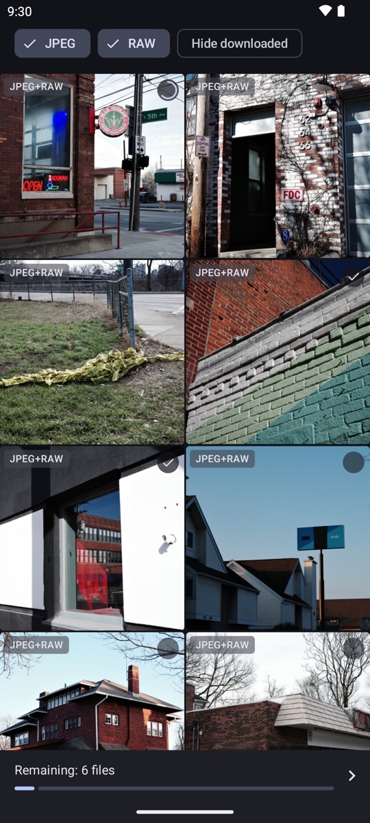 The photo grid showing JPEG+RAW pairs with several photos checked off and a transfer bar reading 'Remaining: 6 files'.